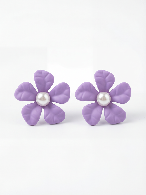 Lilac Muse Pearl Stud Earrings