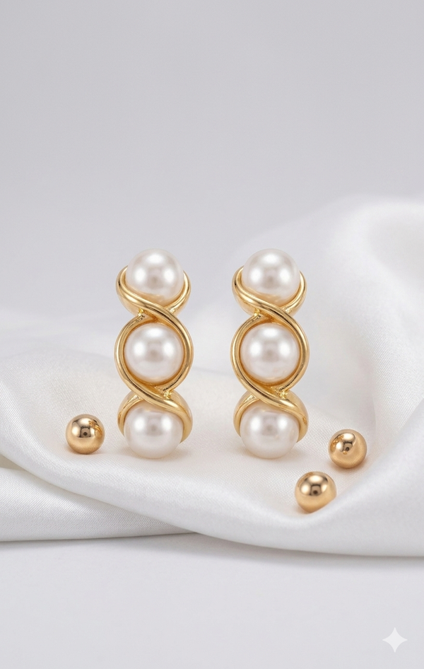Pearl Axis Stud Earrings