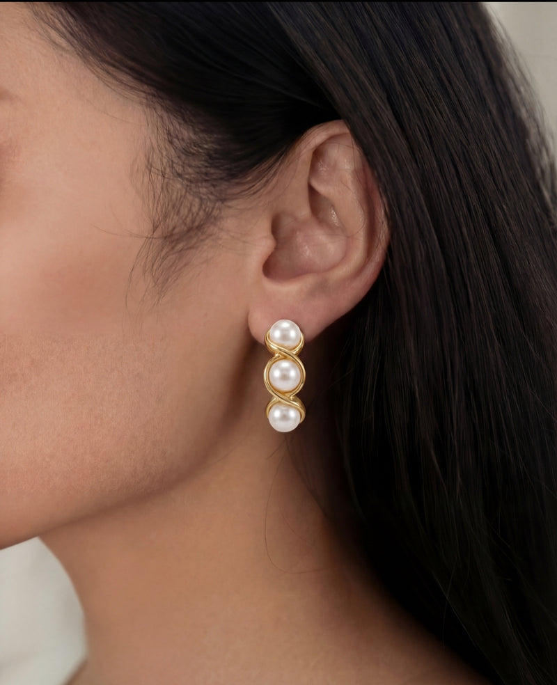 Pearl Axis Stud Earrings