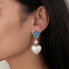 Luna heart drop earings