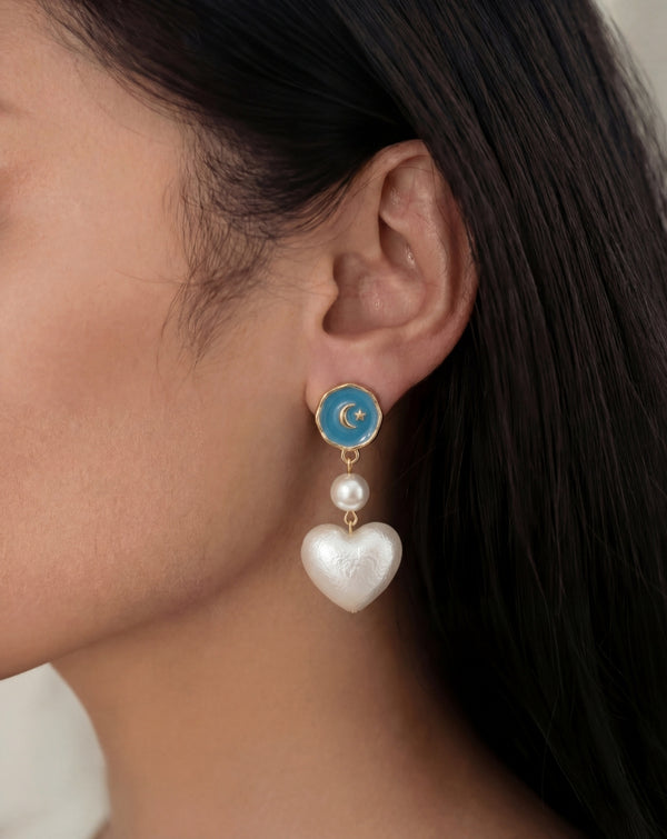 Luna heart drop earings