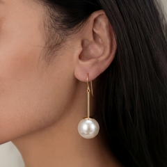 Luna Pearl Drop Earrings